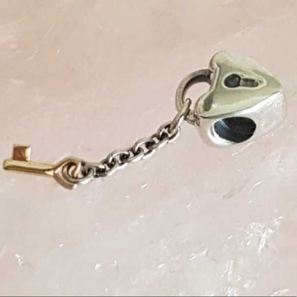 Authentic Pandora charm - Picture 3 of 3